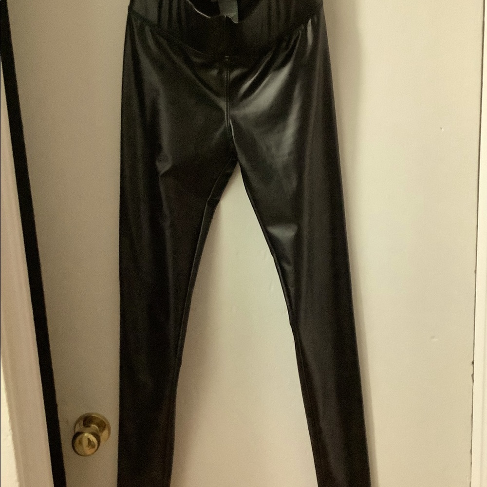 Faux leather leggings sz xs